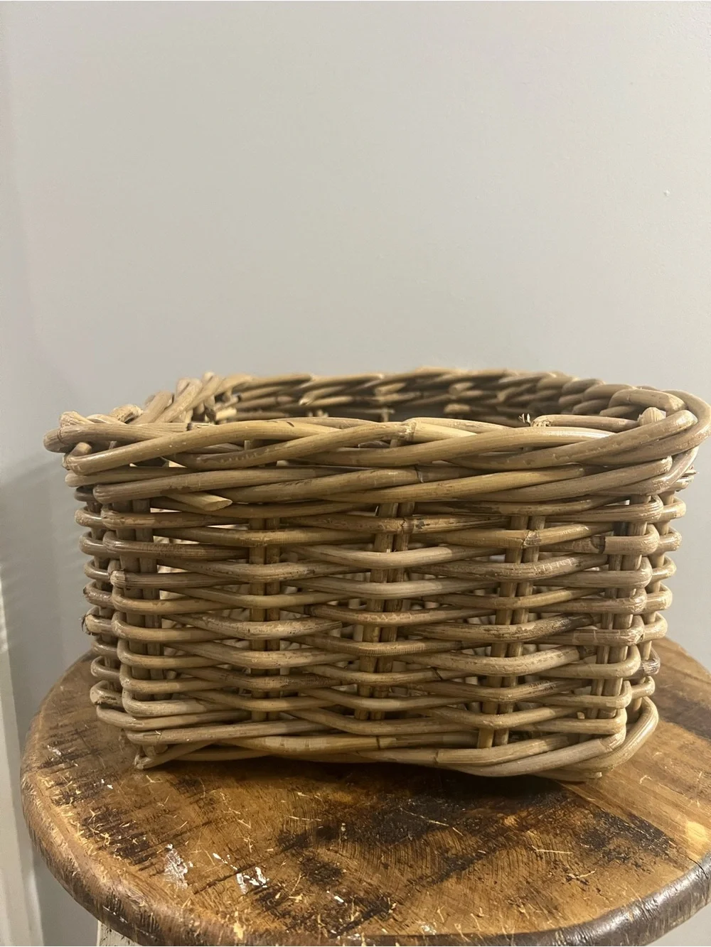 IKEA-BYHOLMA Basket, gray, 25x29x15 cm (9 ¾x11 ½x6 
